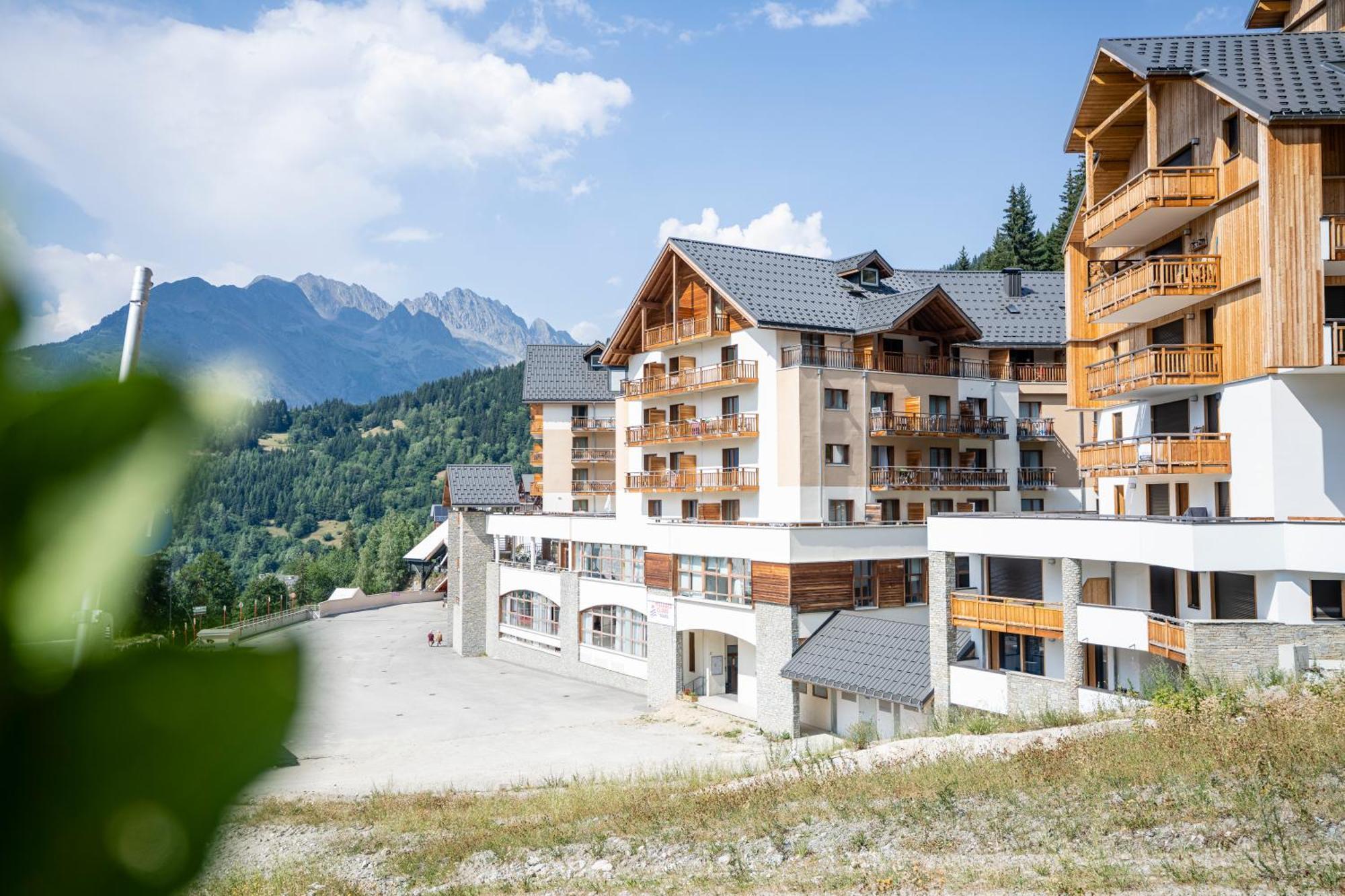 Oz Villages Clubs Du Soleil - Oz En Oisans מראה חיצוני תמונה